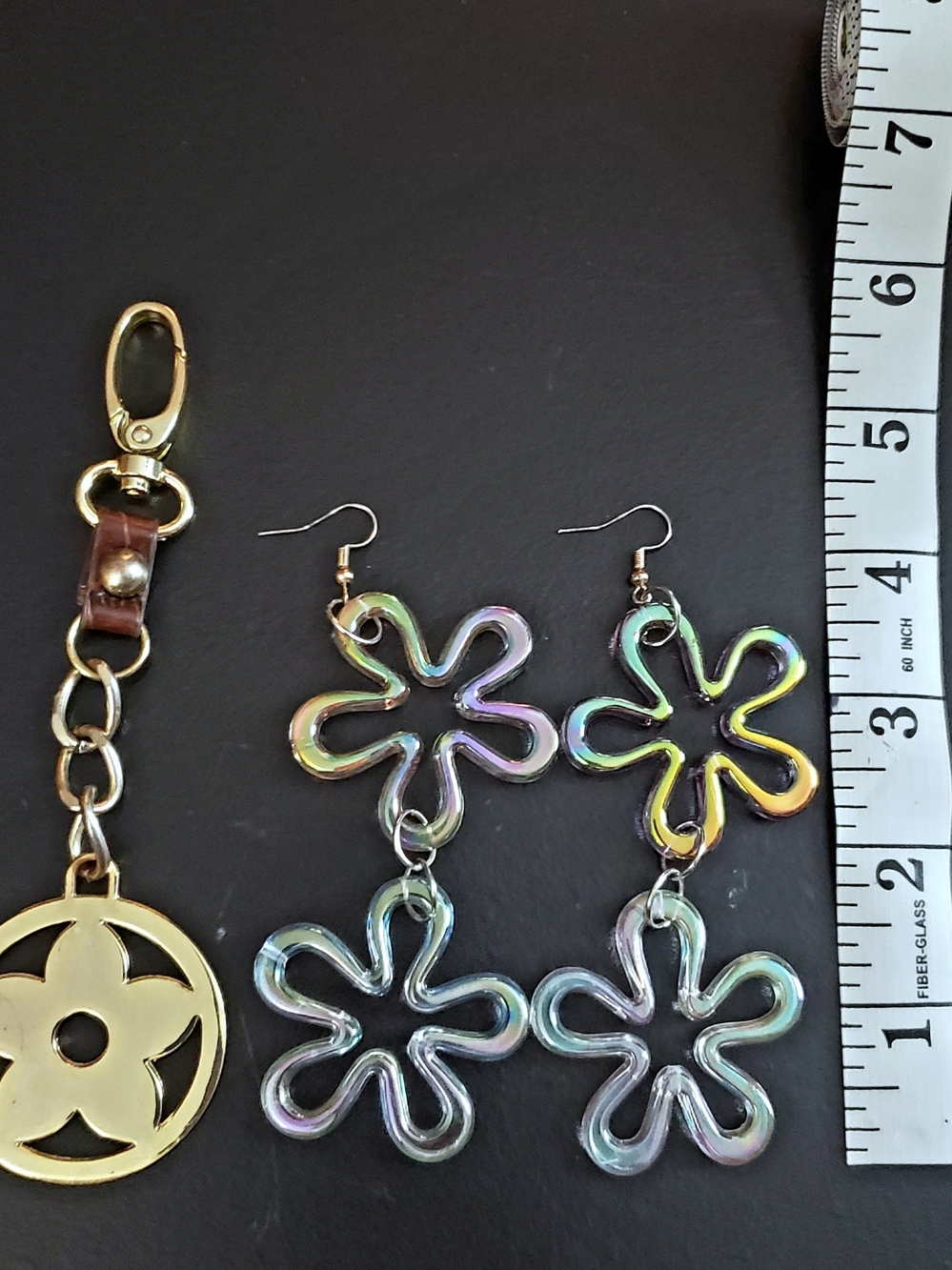 Flower Power Iridescent Dangle Earrings And Gold Tone Bag Charm Bundle